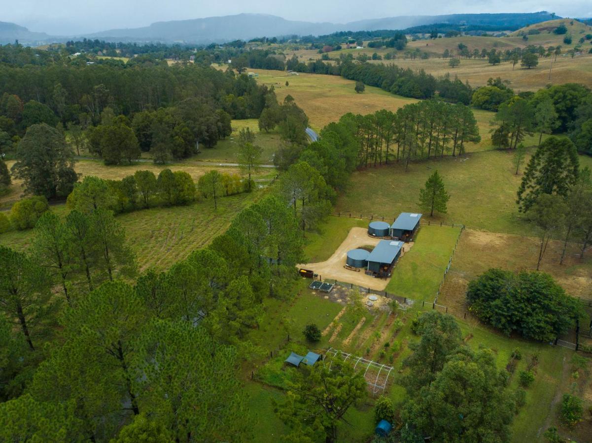 Contained In Nimbin Accommodation Екстериор снимка